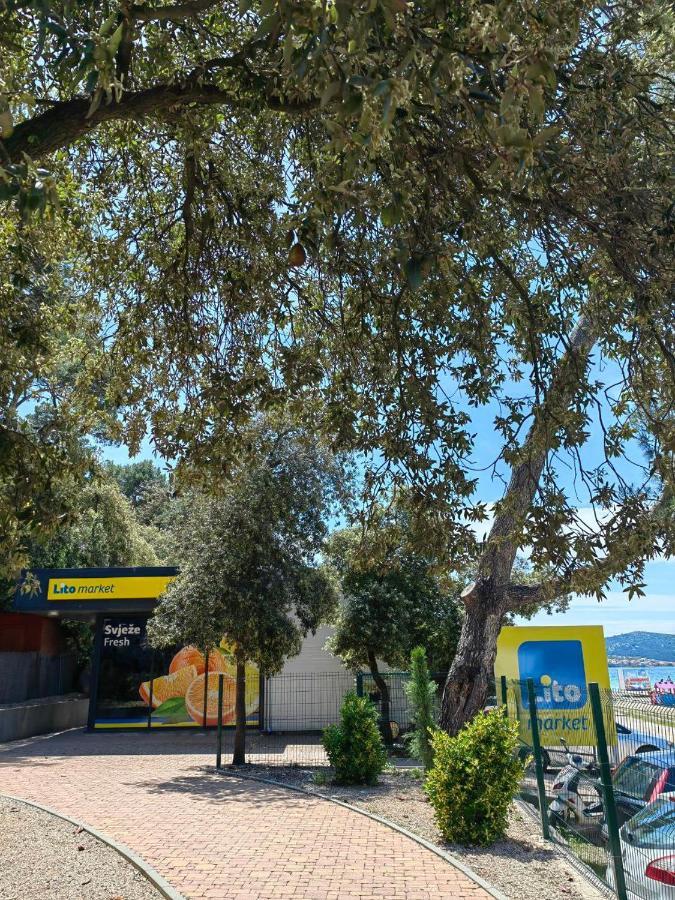 Mobile Home Tonka Biograd Na Moru Exteriér fotografie